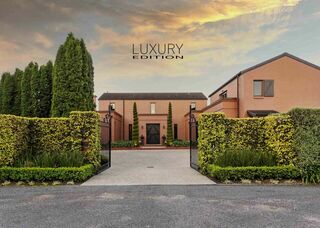 Luxury Edition